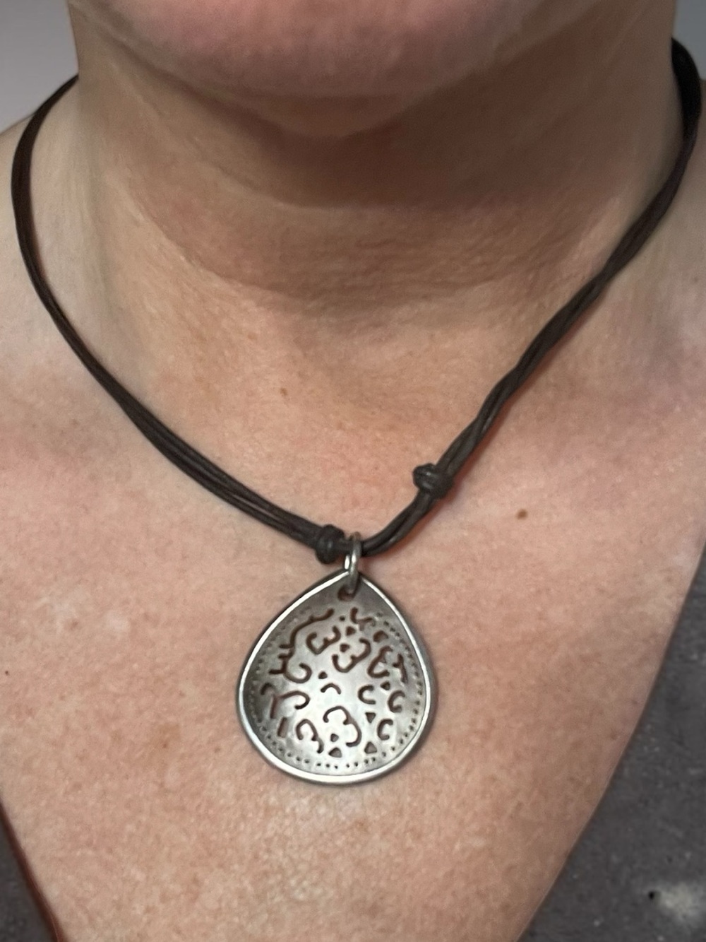 Silpada Black Lip Shell Sterling Silver Leather Cord Necklace